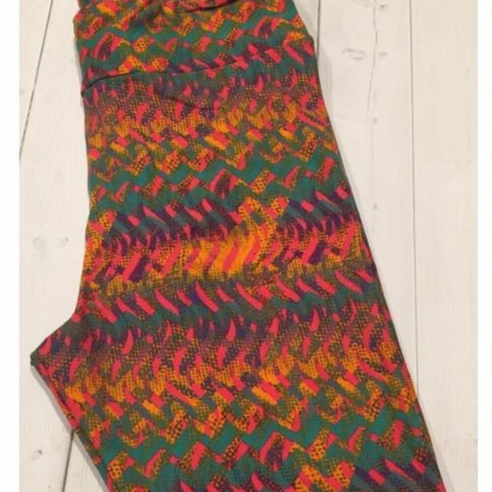 LuLaRoe Leggings - women's tall & curvy